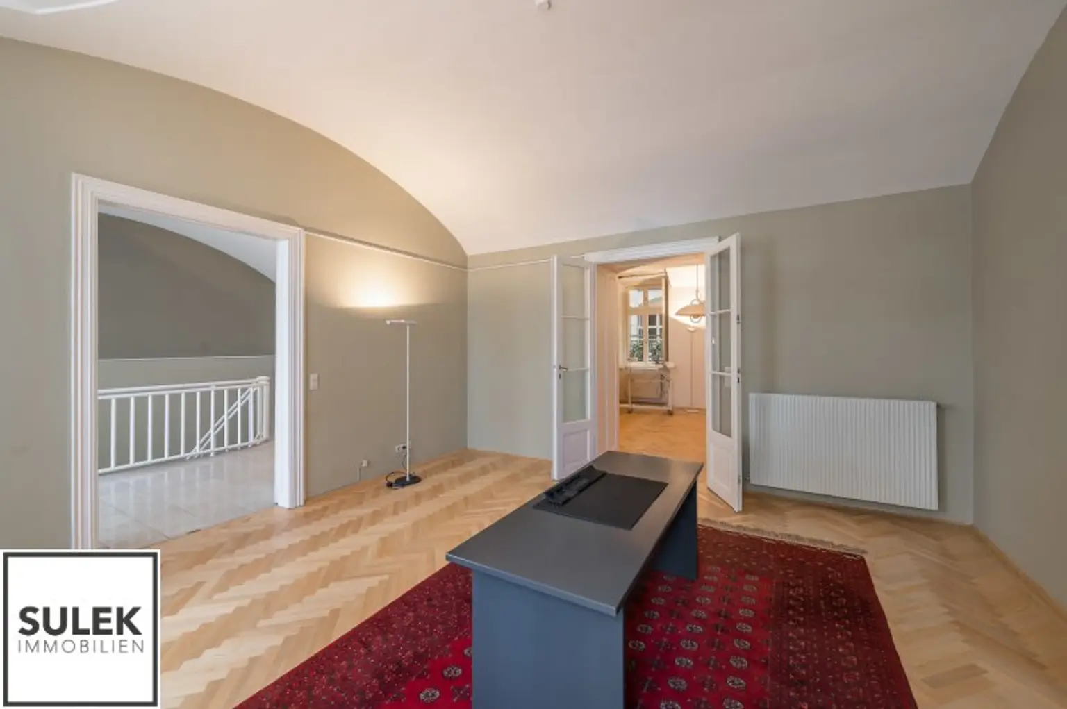 Ihr neuer Bürostandort am Stadtpark! Altbau mit großen Kellerräumlichkeiten - sofort beziehbar!