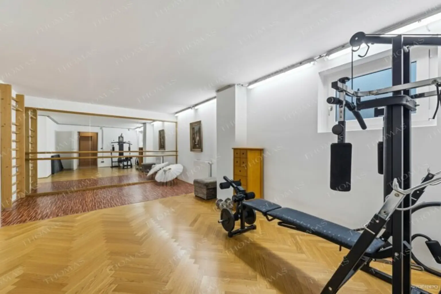 Exklusive Döblinger Villa mit Blick über Wien & die Neustifter Weinberge!