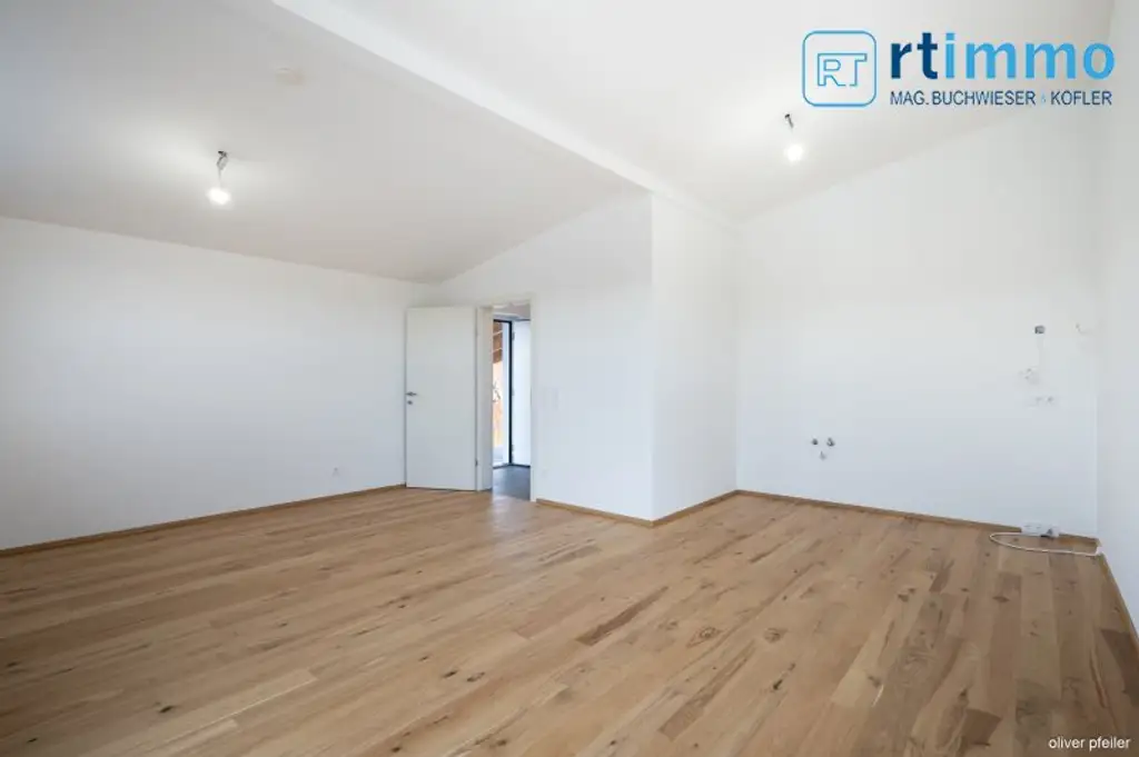 GEMÜTLICH, MODERN, ENERGIEEFFIZIENT:  Fünf 2 Zimmer- Mietwohnungen mit Außenflächen warten auf Sie!