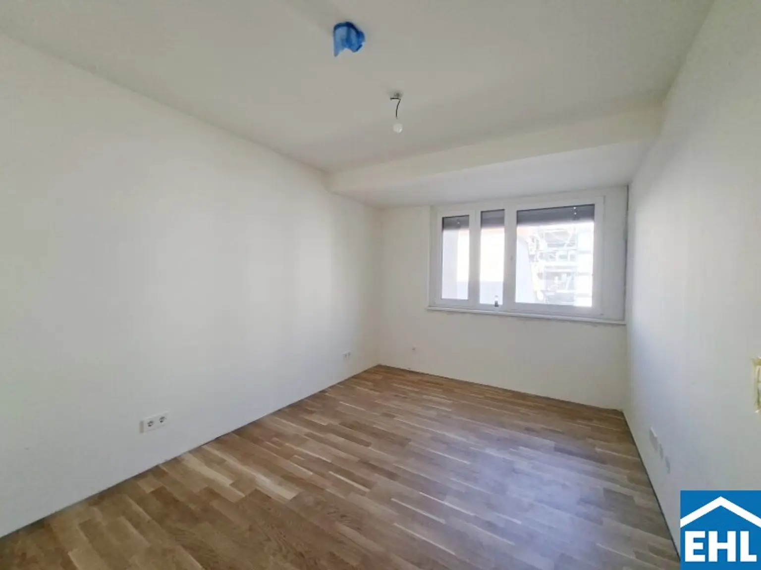 Schlafzimmer 1.1