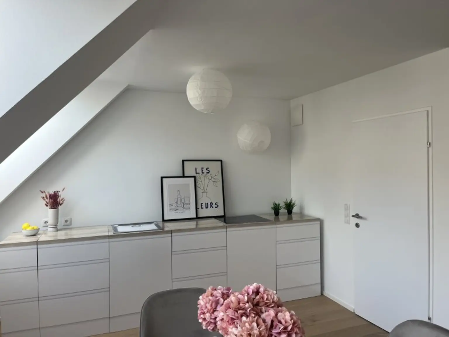 Schöne Dachgeschoss-Maisonette mit 83m², 3 Zimmern & Terrasse in 1180 zu kaufen!!