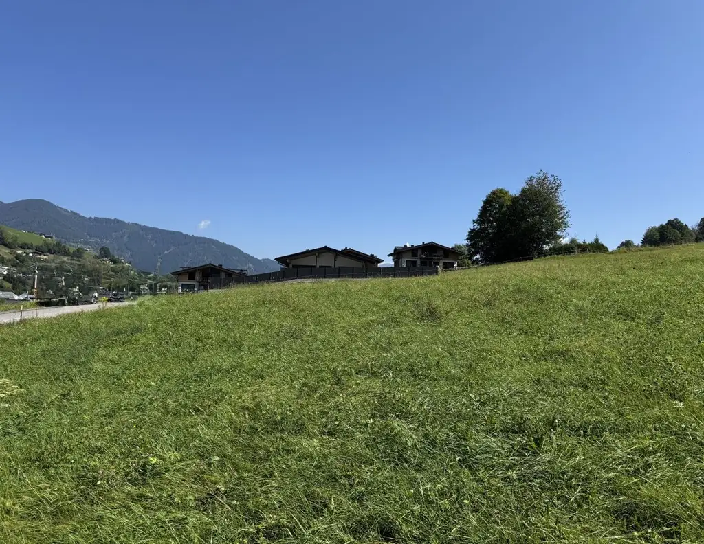 Sonniges Baugrundstück in bester Lage von Kaprun