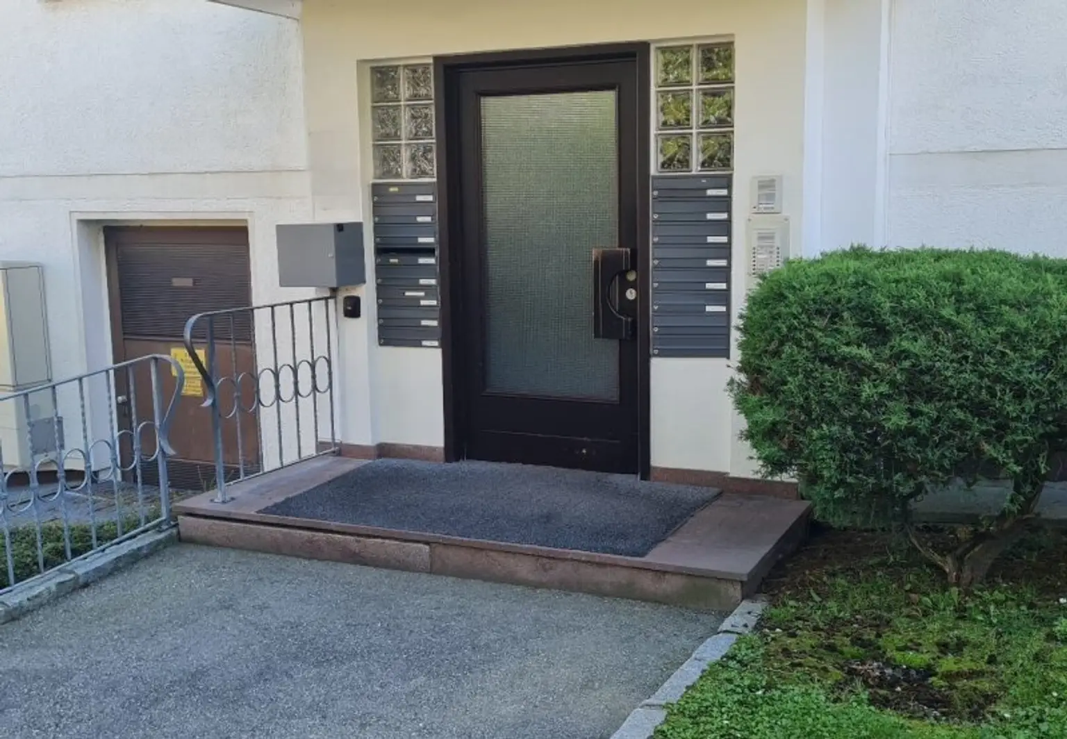 Tolle 4-Zimmer-Wohnung in Toplage von Feldkirchen – mit Loggia und eigener Garage