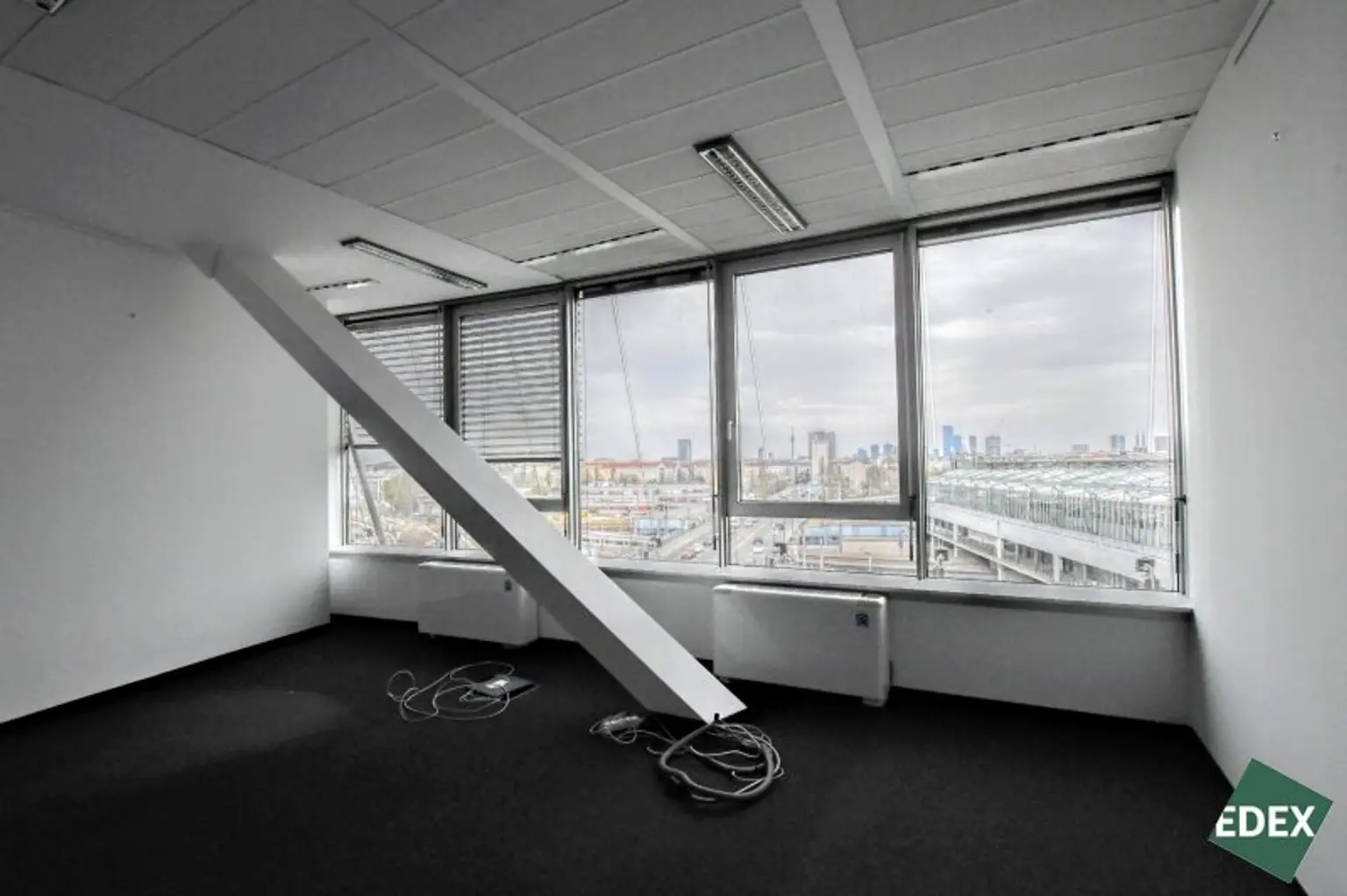 Skyline | flexible Büroflächen direkt an der U-Bahn