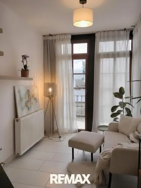 Zimmer mit Balkon