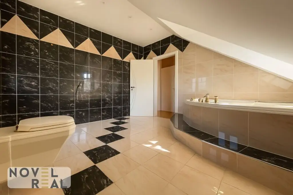 Exklusive Traumresidenz nahe Wien – Eleganz auf höchstem Niveau in idyllischer Grünlage!
