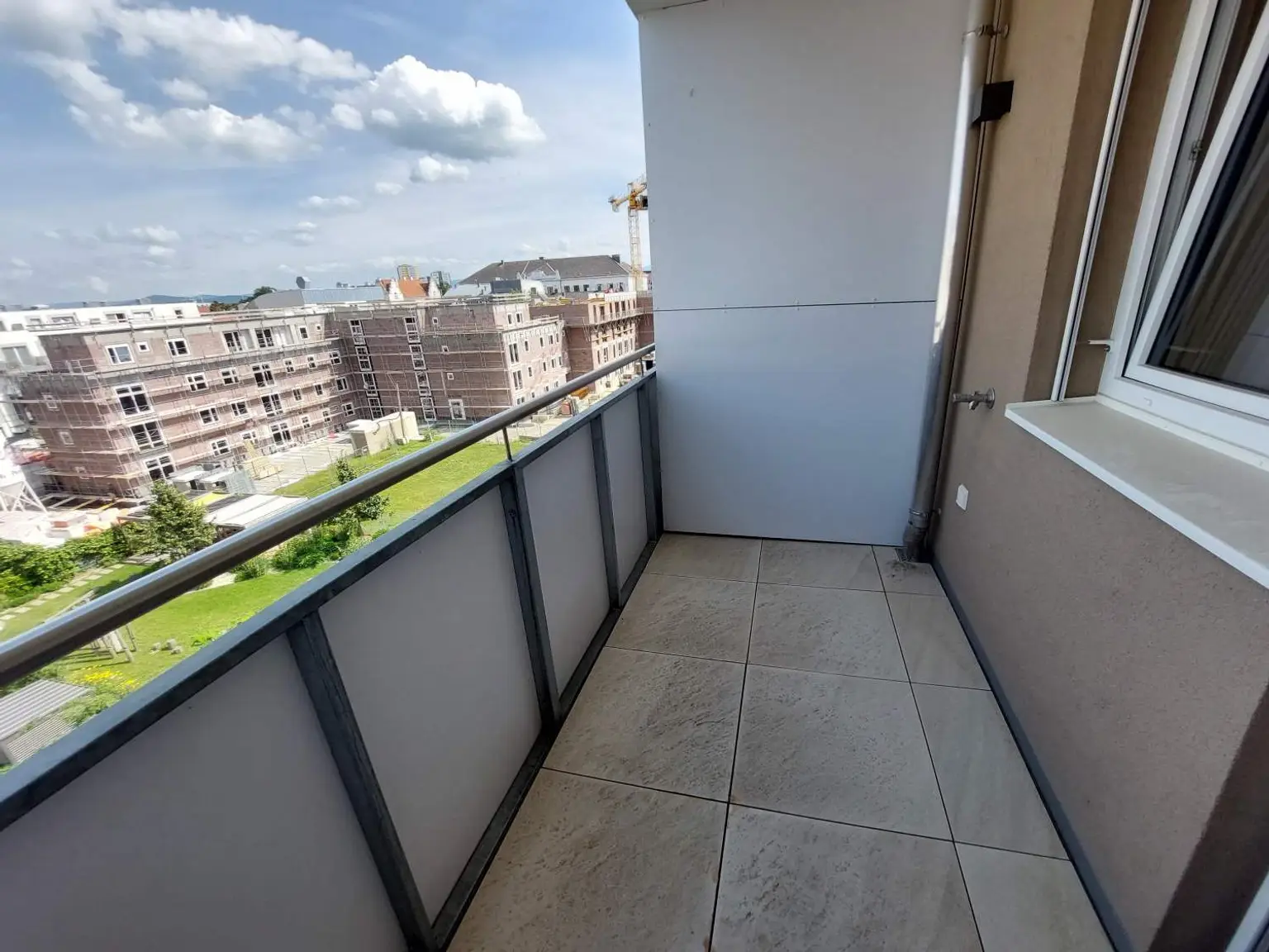 Neubauwohnung mit 3 Zimmern, Terrasse und Loggia 
- im Zentrum von St. Pölten