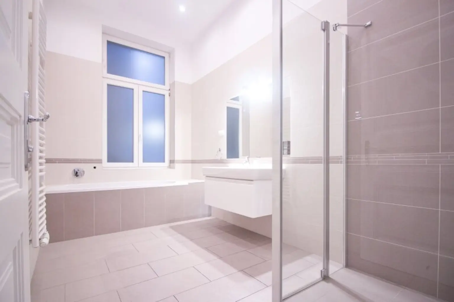 Großzügige, helle 5-Zimmer-Wohnung | optimaler Grundriss & TOP Lage