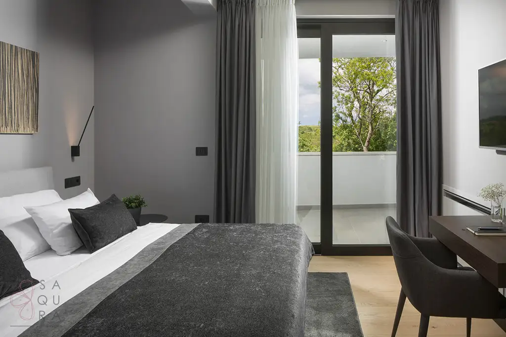 Zeitgenössische Villa in Pazin – Luxus, Privatsphäre und mediterrane Eleganz