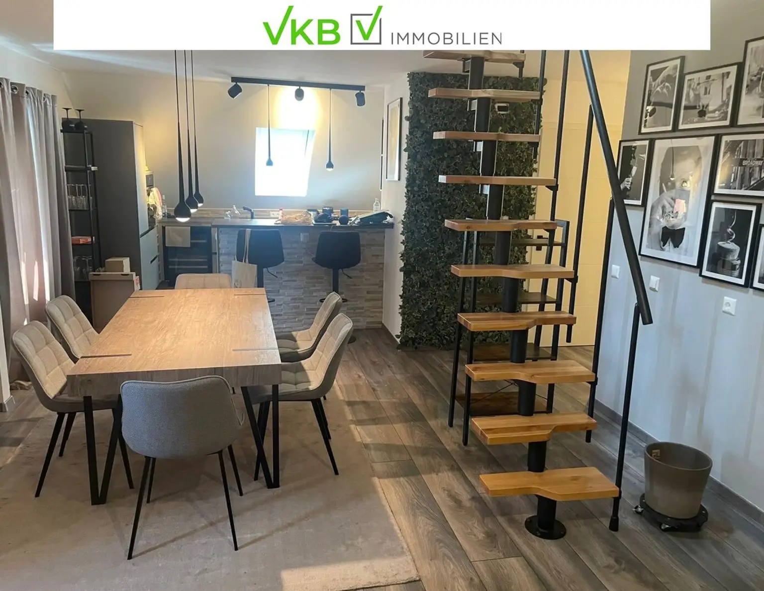 Modern wohnen mit Aussichtslage am Ennser Eichberg - 3 Parteien möglich!!