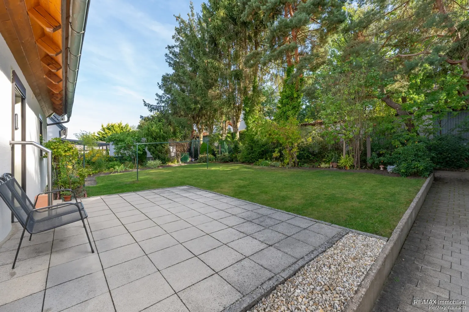 Terrasse m. Garten