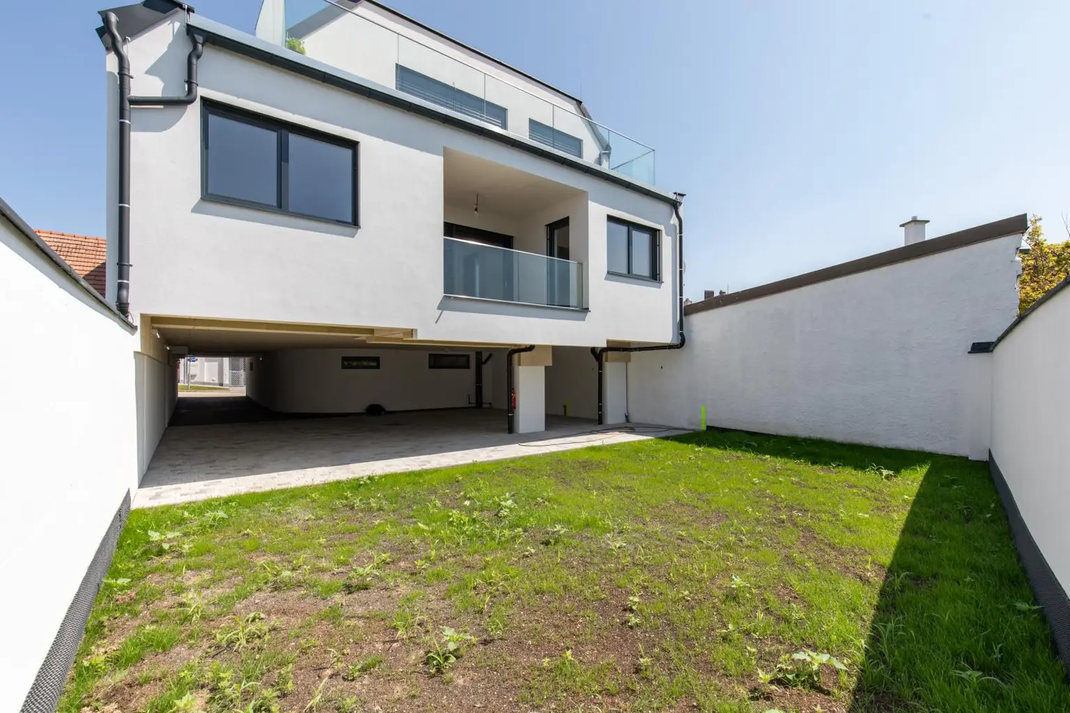 Edles Apartment-Erstbezug-Barrierefreiheit-zentrale Lage