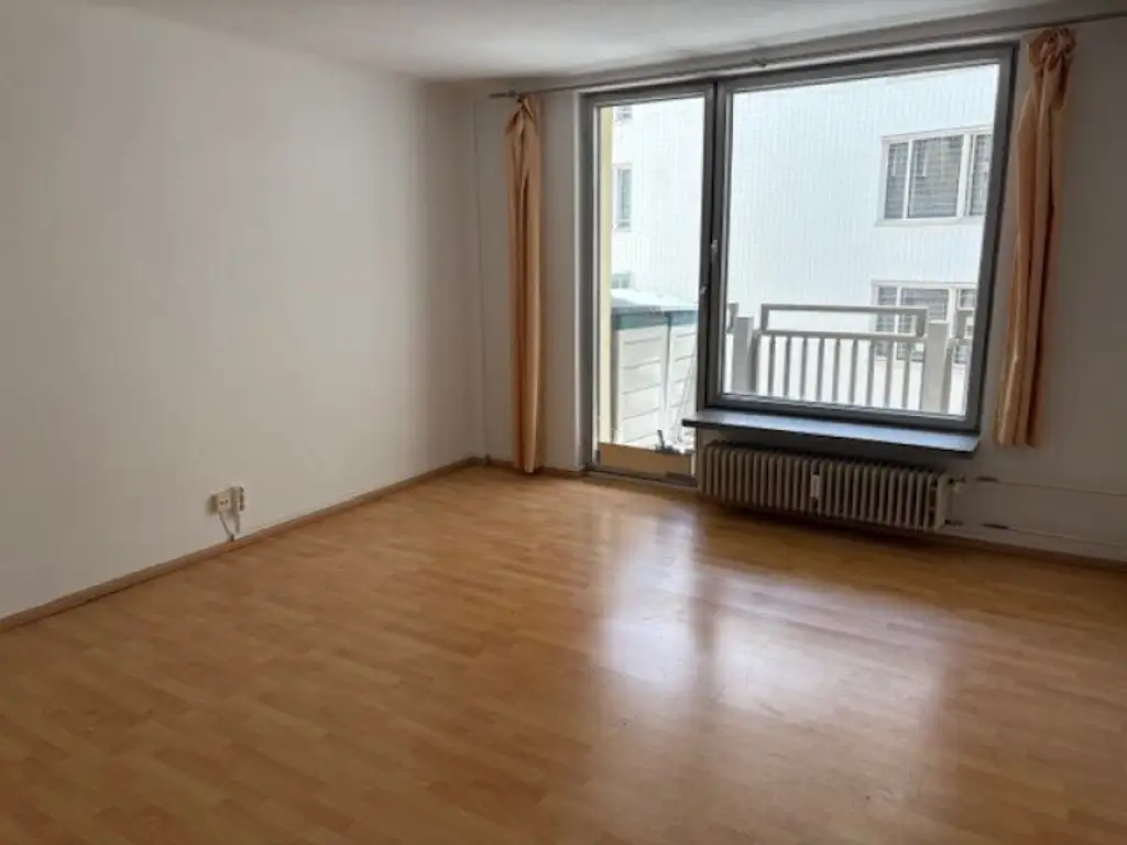 Tolle Loggia-Wohnung im Zentrum von Wien !