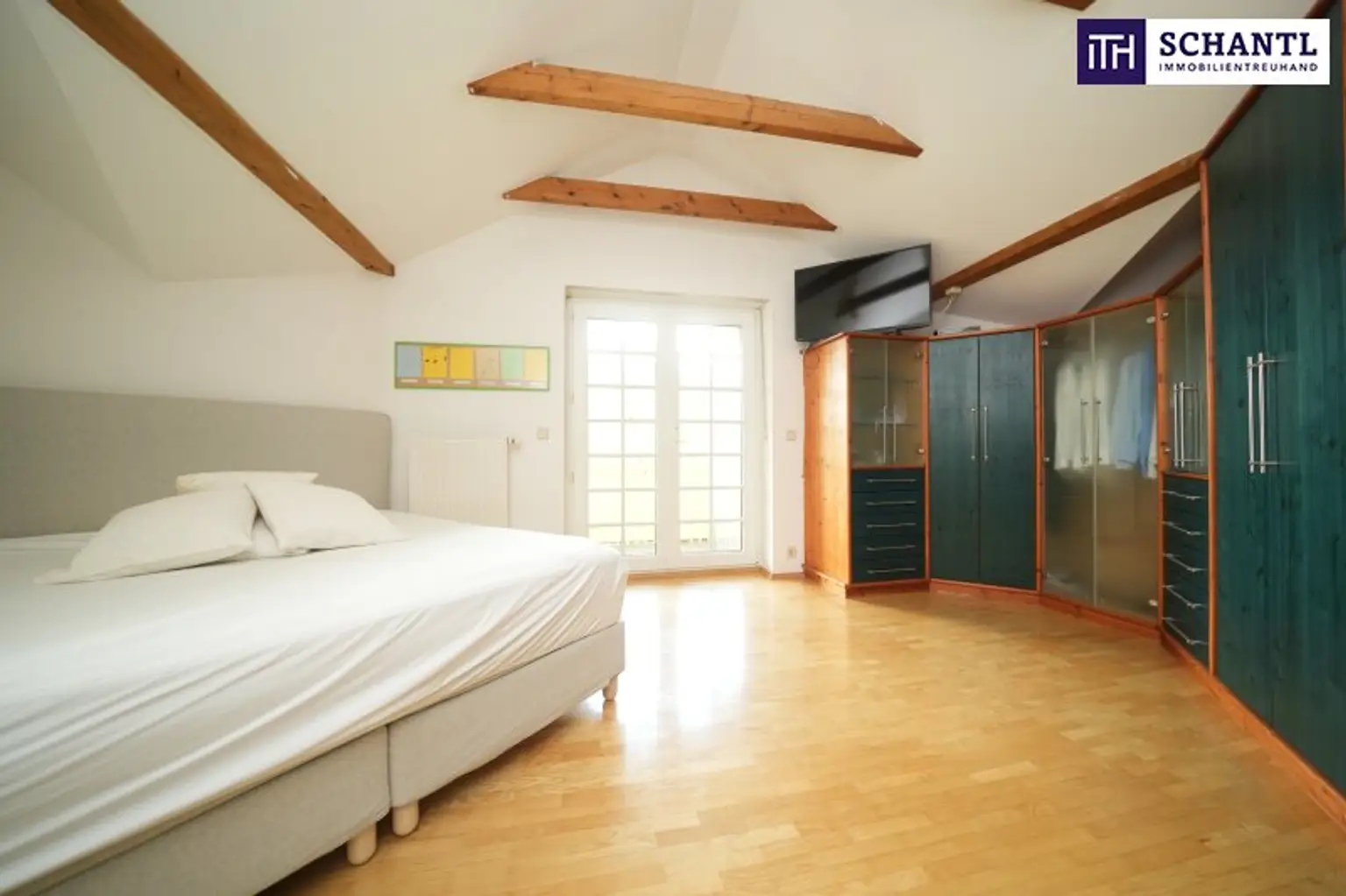EINZIGARTIGER WOHLFÜHLFAKTOR! Exklusives Einfamilienhaus in Eggenberg mit Pool, XL-Terrasse & Traumgarten – Ihre private Oase in Graz!