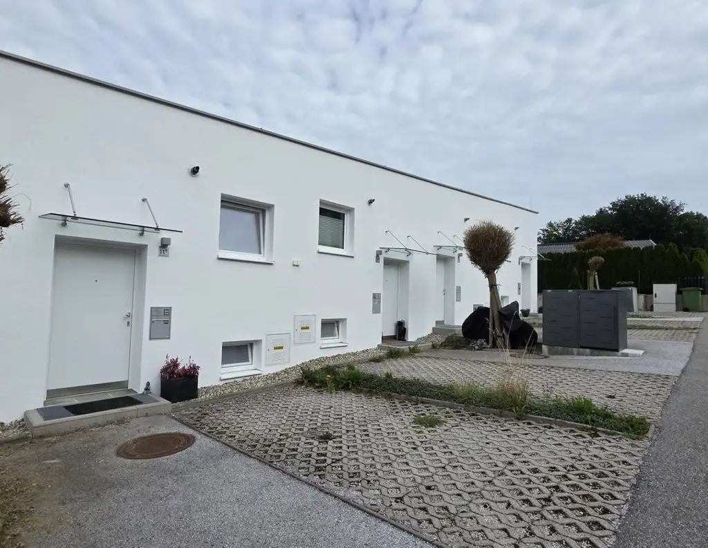 "Pension gesichert" - Vorsorge-Reihenhausanlage am Sonnenhang in Seekirchen