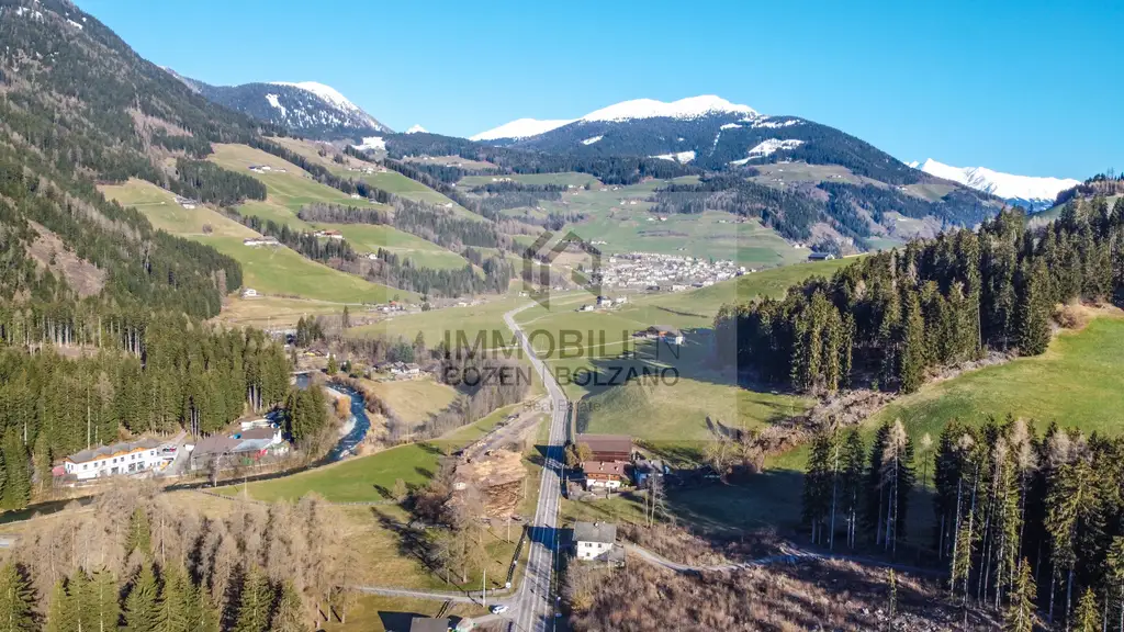 Bauernhof in sonniger Panoramalage – ein Juwel mit Potenzial