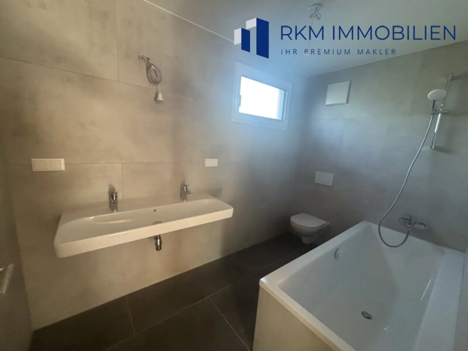 Badezimmer 1. OG