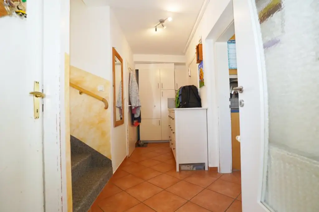 Ihr neues Zuhause in Wernberg – Platz für Familie, Arbeit & Freizeit