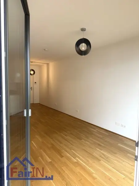 Top Lage*** 2-Zimmer Wohnung mit Balkon***ZU VERMIETEN!