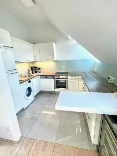 EIGENTUMSWOHNUNG mit herrliche TERRASSE & Garten- ELEGANTE 2-Zimmer-Wohnung in Top Lage von STAMMERSDORF!