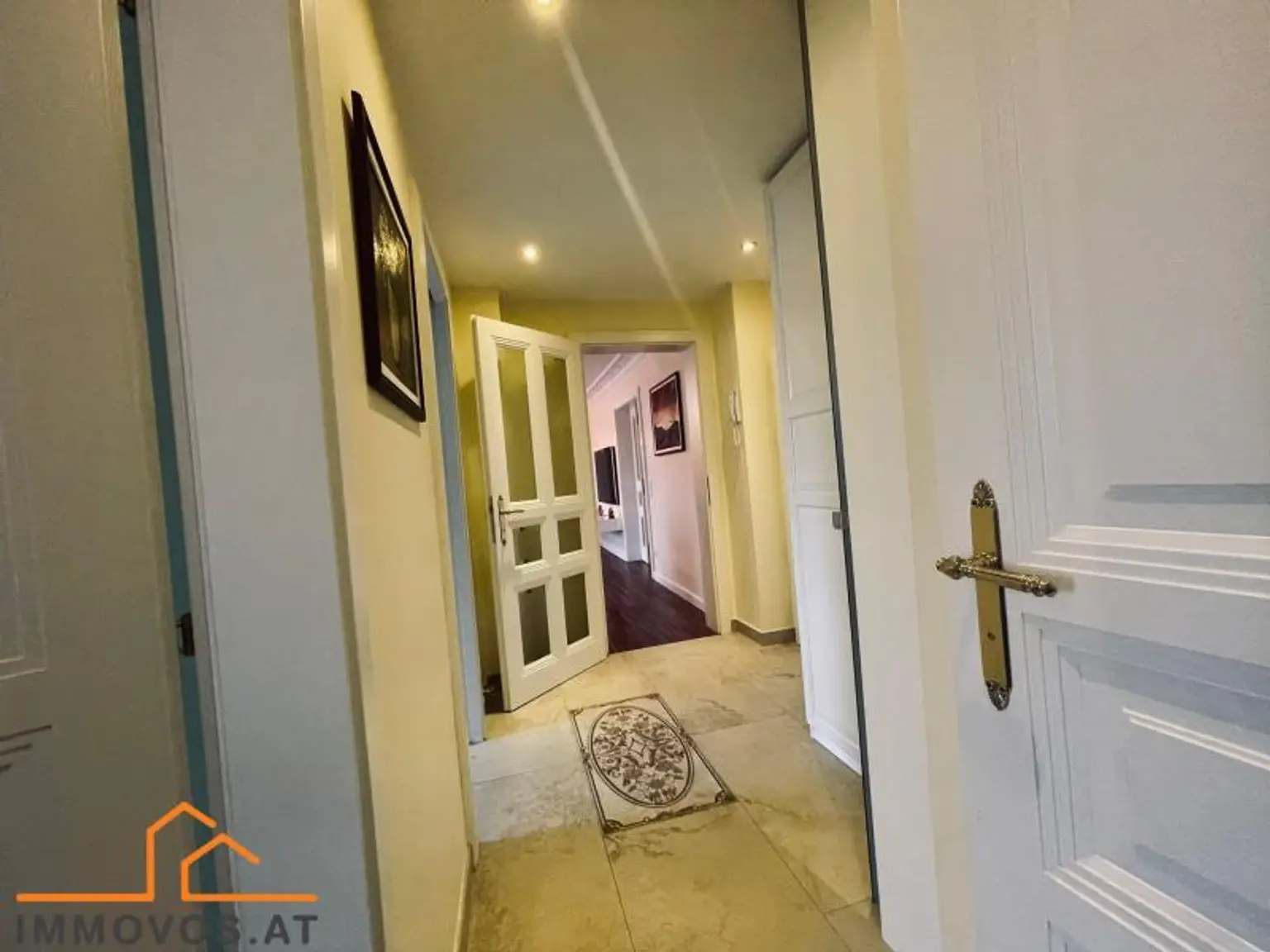 *PERFEKTE RAUMPLANUNG - GROSSE WOHNUNG ZUM WOHLFÜHLEN mit GRÜNBLICK*