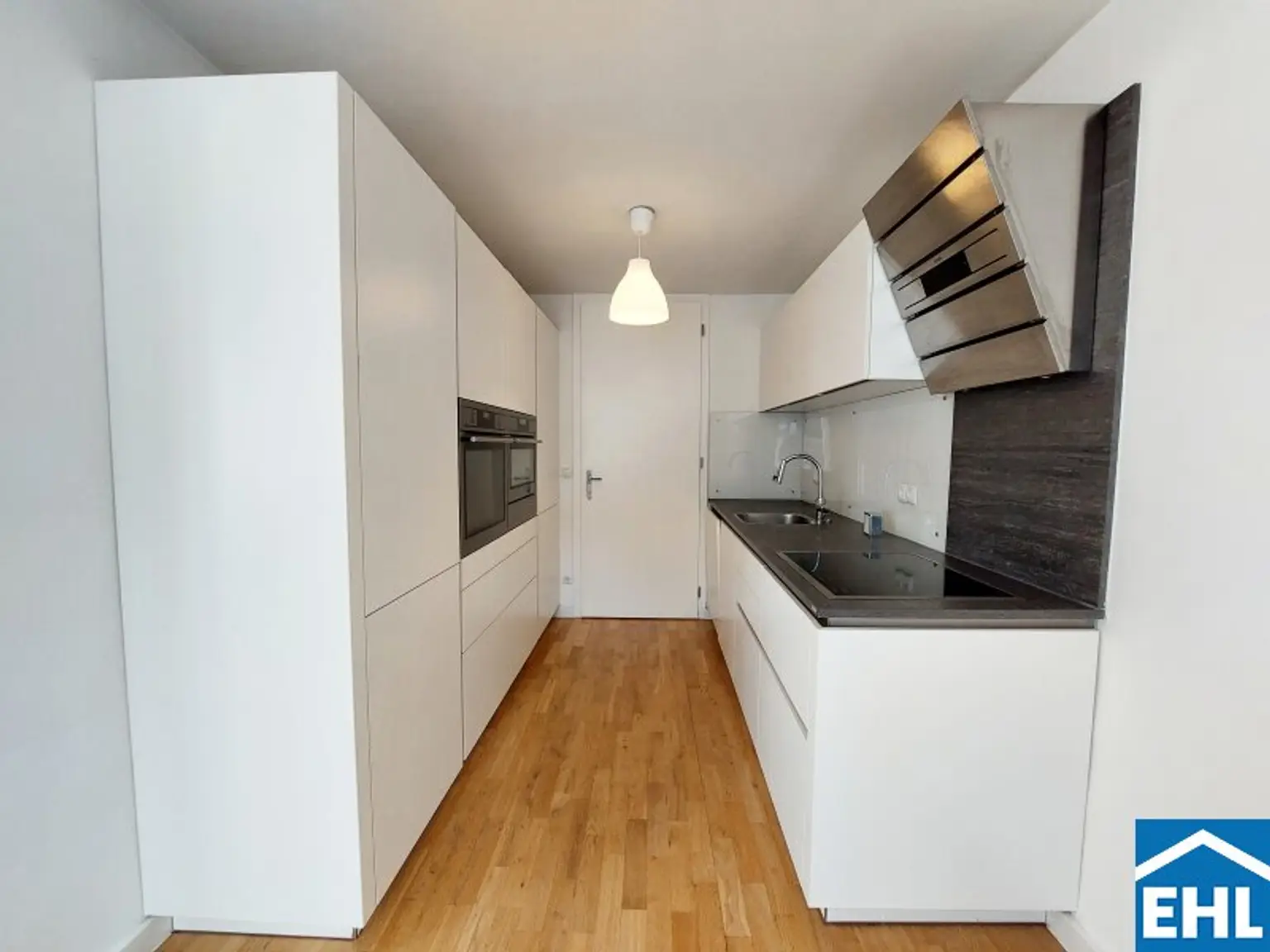 Elegante 4 Zimmerwohnung mit toller Terrasse  in Bestlage