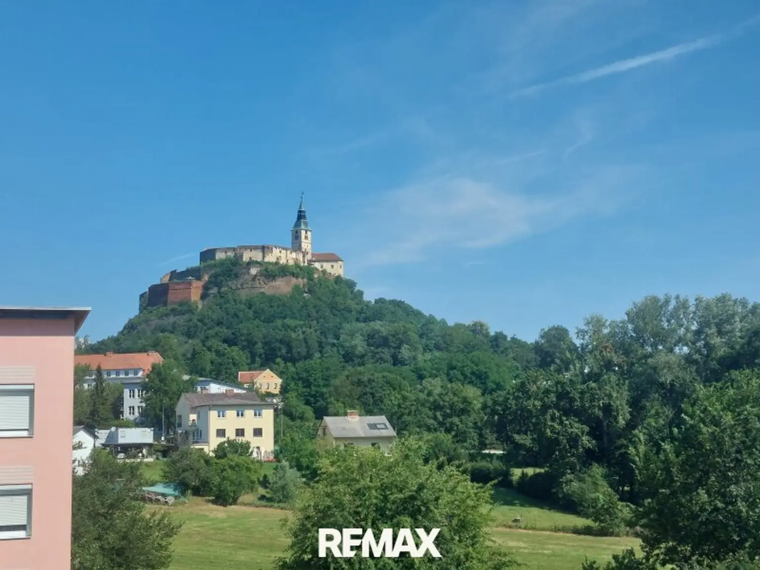 Burgblick direkt vom Fenster aus