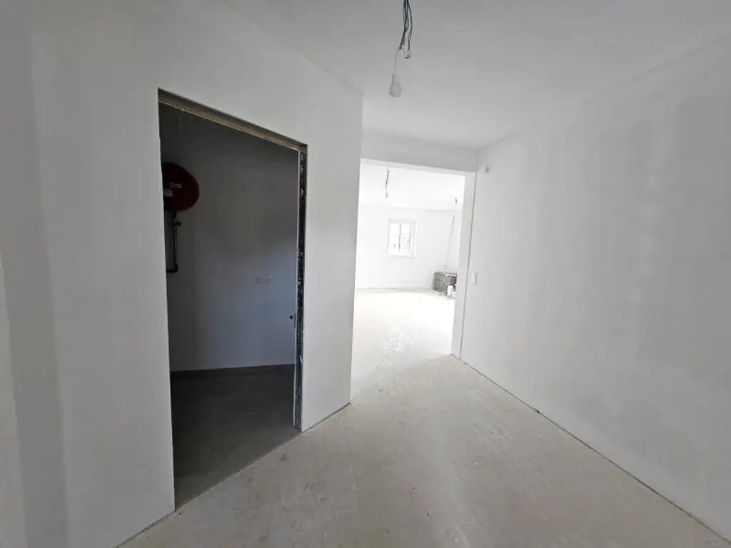 Moderne Doppelhaus-Villa in Niederösterreich: Erstbezug mit Garten, Garage und einen Stellplatz!