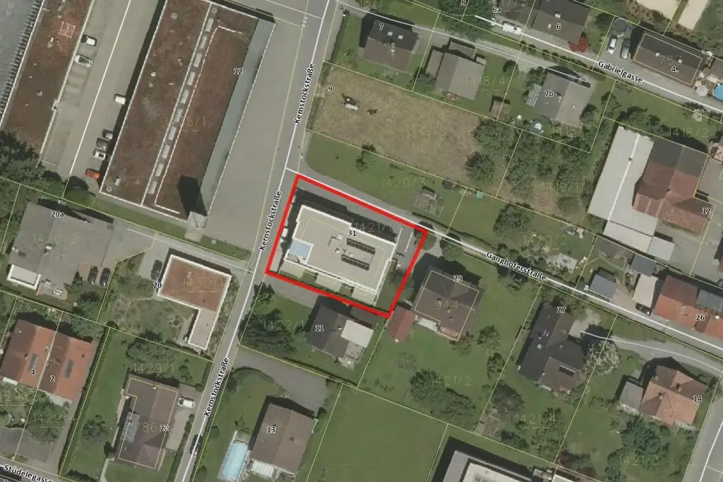 Moderne Wohnung mit Sonnenterrasse und eigenem Gartenbereich