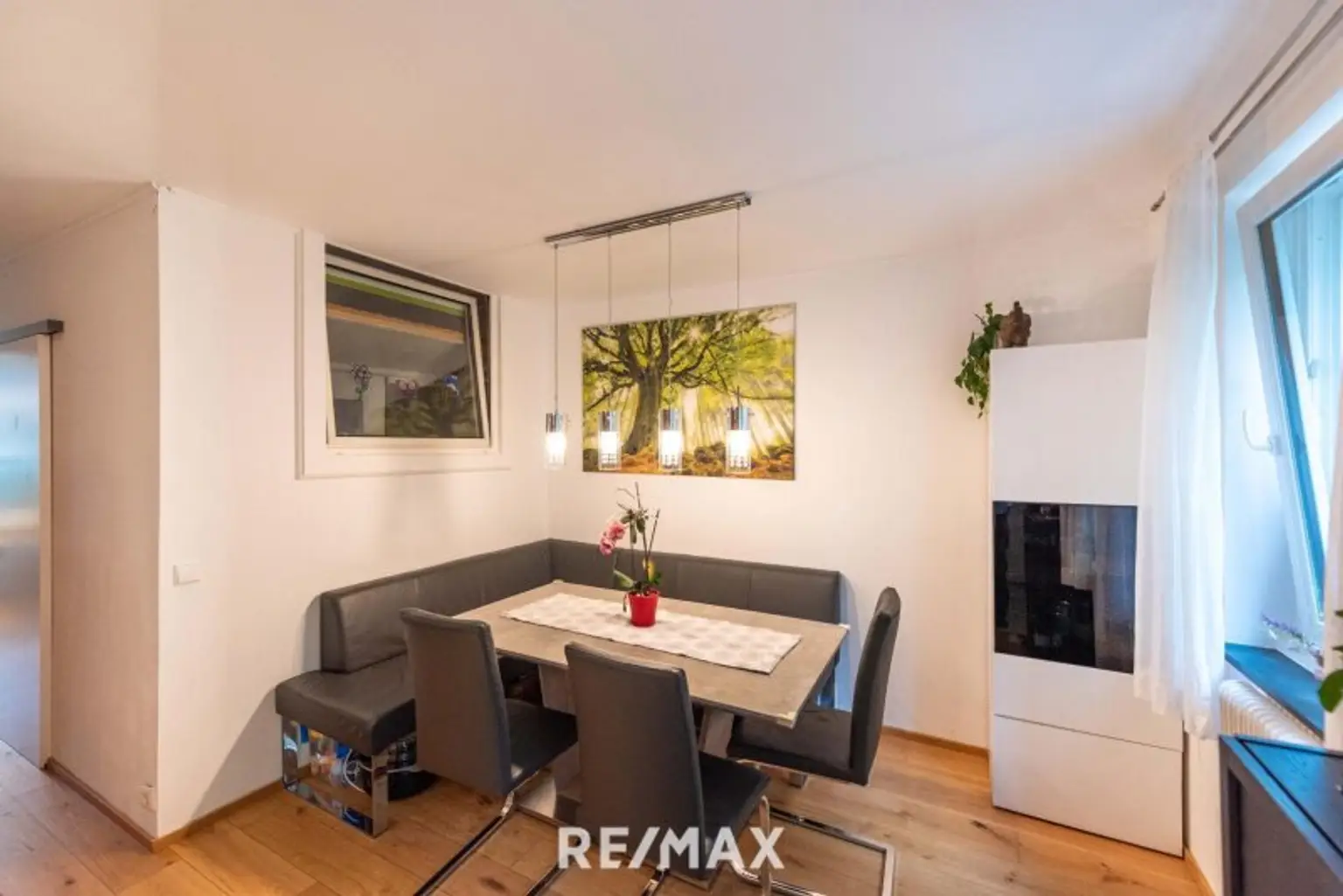 offener Essbereich in der Küche