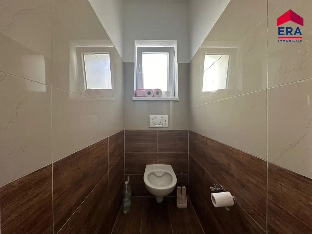 Wilfersdorf – Miete | Erstbezug
Moderne Erdgeschoßwohnung in Zweifamilienhaus