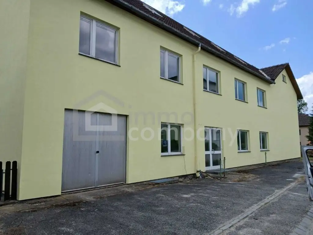 Neuer Preis!!! Interessantes Anlageobjekt für Firmensitz  oder ca. 18 Wohneinheiten! ...und weitere 1312m² Freifläche/ Baugrund für zB. Reihenhäuser um Euro 158.000!!!