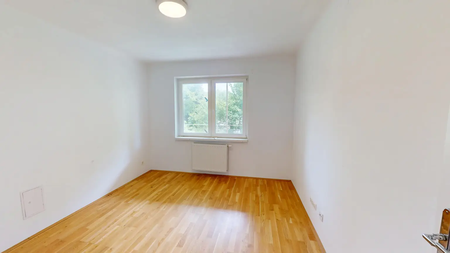 Charmante 2-Zimmer-Wohnung mit Balkon und Grünblick in 1130 Wien!