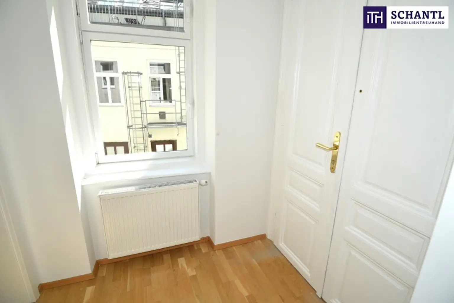 Ein Zuhause zum Ankommen: Barrierefreie 3-Zimmer-Wohnung im sanierten Altbauhaus und hervorragender Anbindung ins Zentrum *** Jetzt zugreifen***