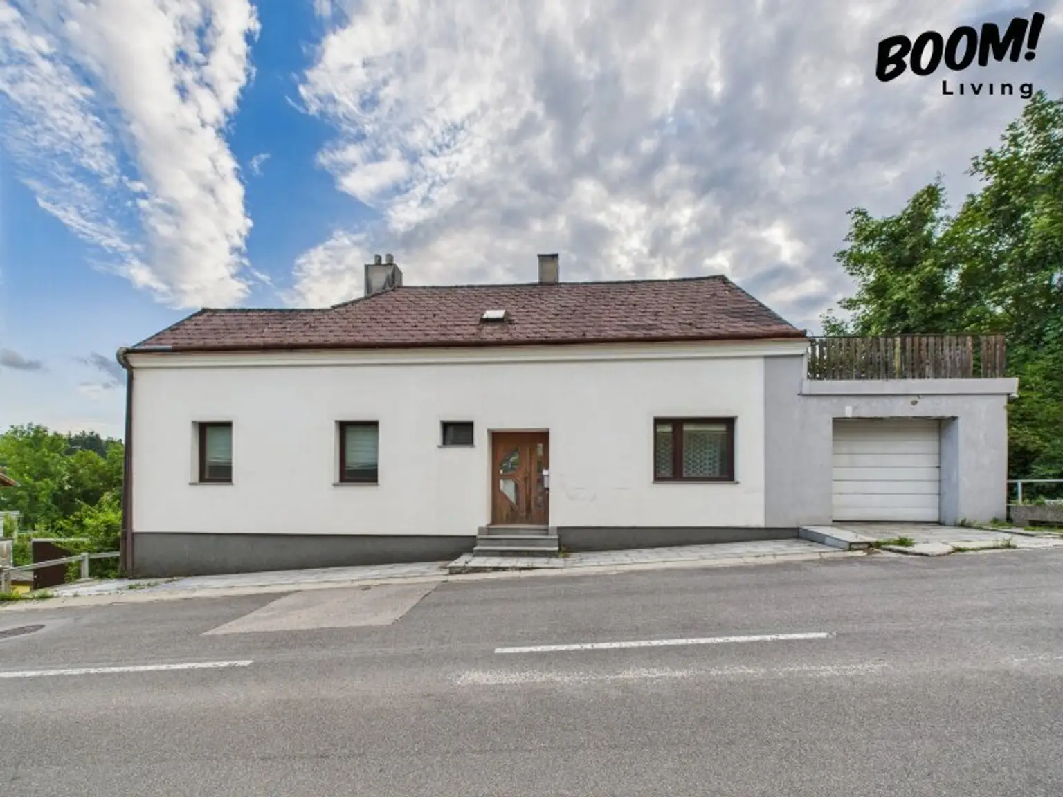 Attraktives, sanierungsbedürftiges Ein-/Mehrfamilienhaus mit viel Potenzial in Amstetten!