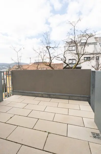 2-Zimmer DG Wohnung! West-Terrasse mit Fernblick! Erstklassige Ausstattung! ab Dezember