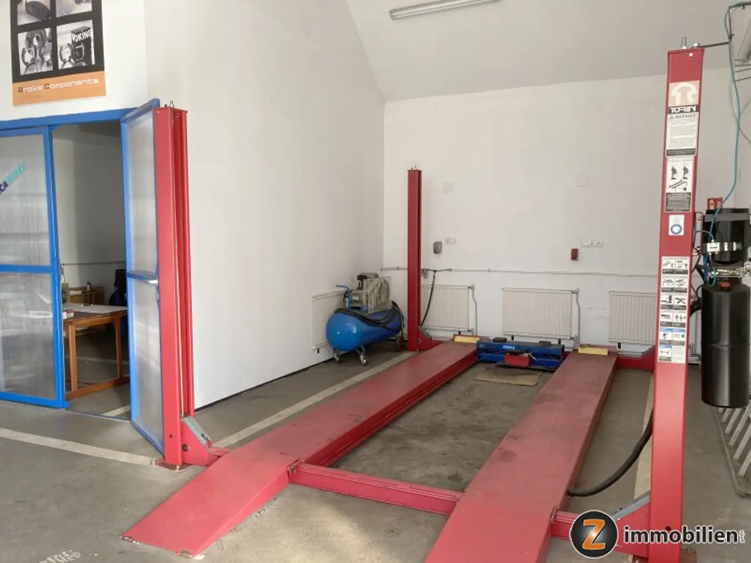 Nähe Oberwart: Renoviertes Einfamilienhaus mit Autowerkstatt!
