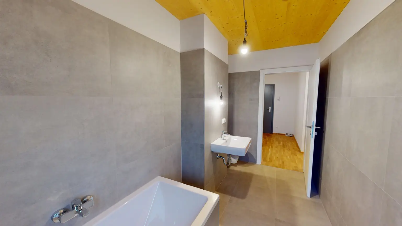 Traumhafte Balkonwohnung I 4 Zimmer I Holzbauweise