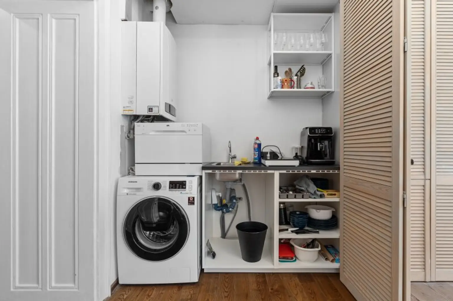 Süsse Single-Wohnung Nähe Kolonitzplatz