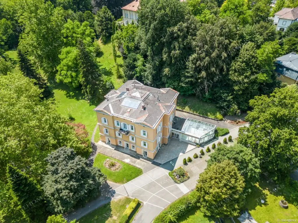 Kurparkjuwel "Villa Clar" - Boutiquehotel, Restaurant & 3 Geschäftsflächen