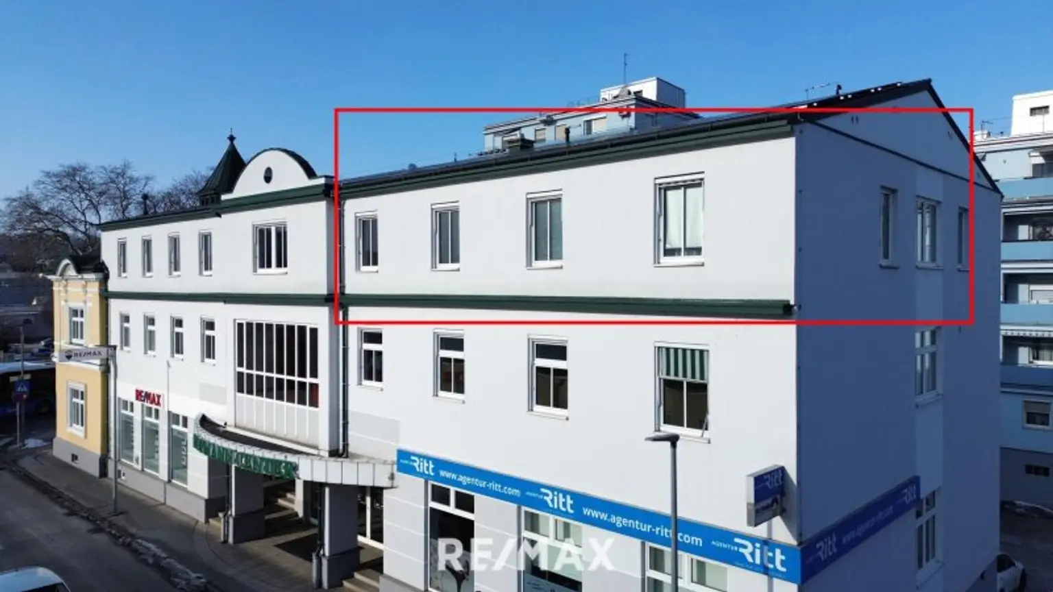 Vorderseite Gebäude