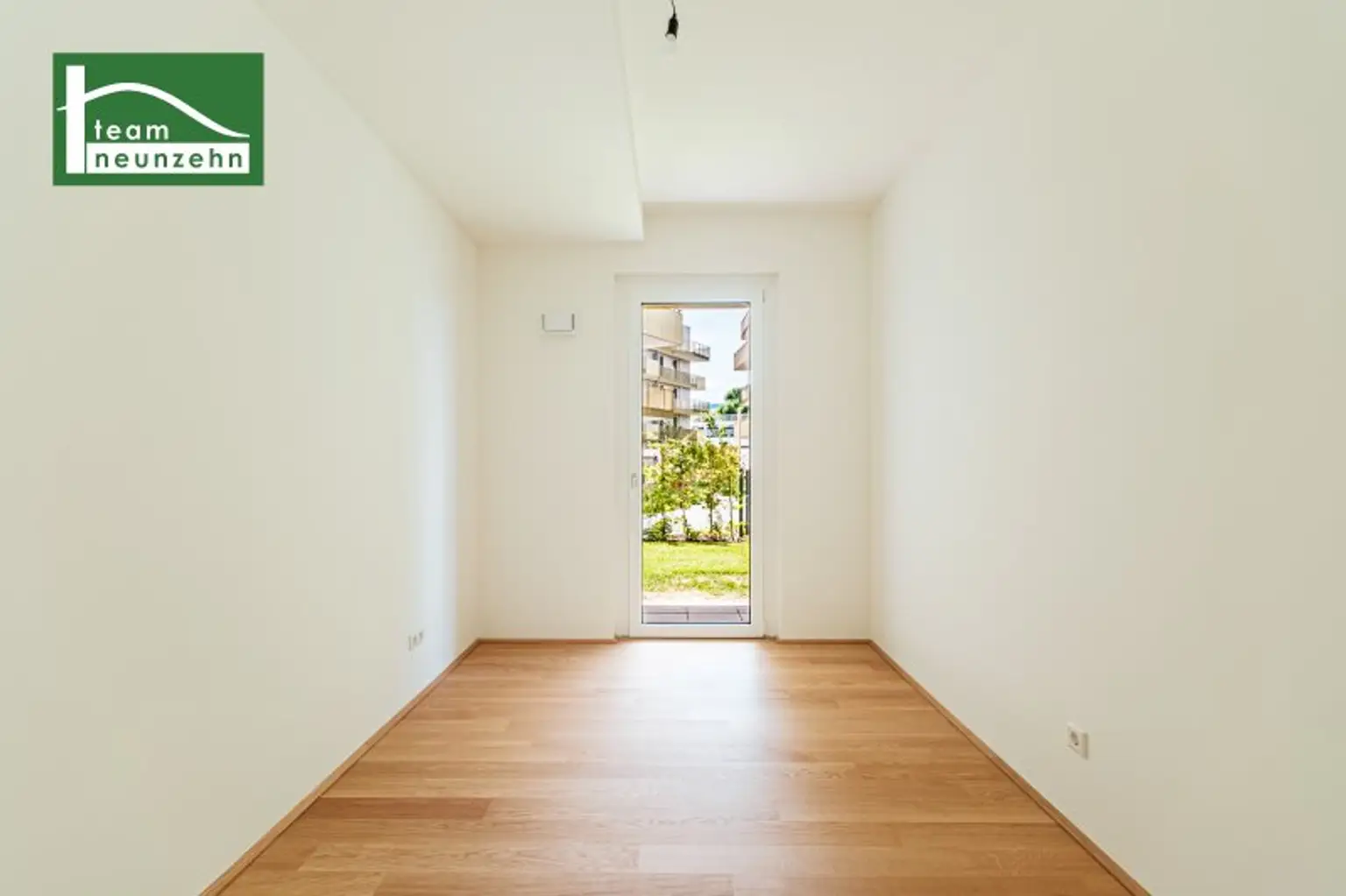 „Hirschfeld – Naturnah wohnen“ – Niedrig-Energie-Standard-Neubau in begehrter Grün-Ruhelage. - WOHNTRAUM