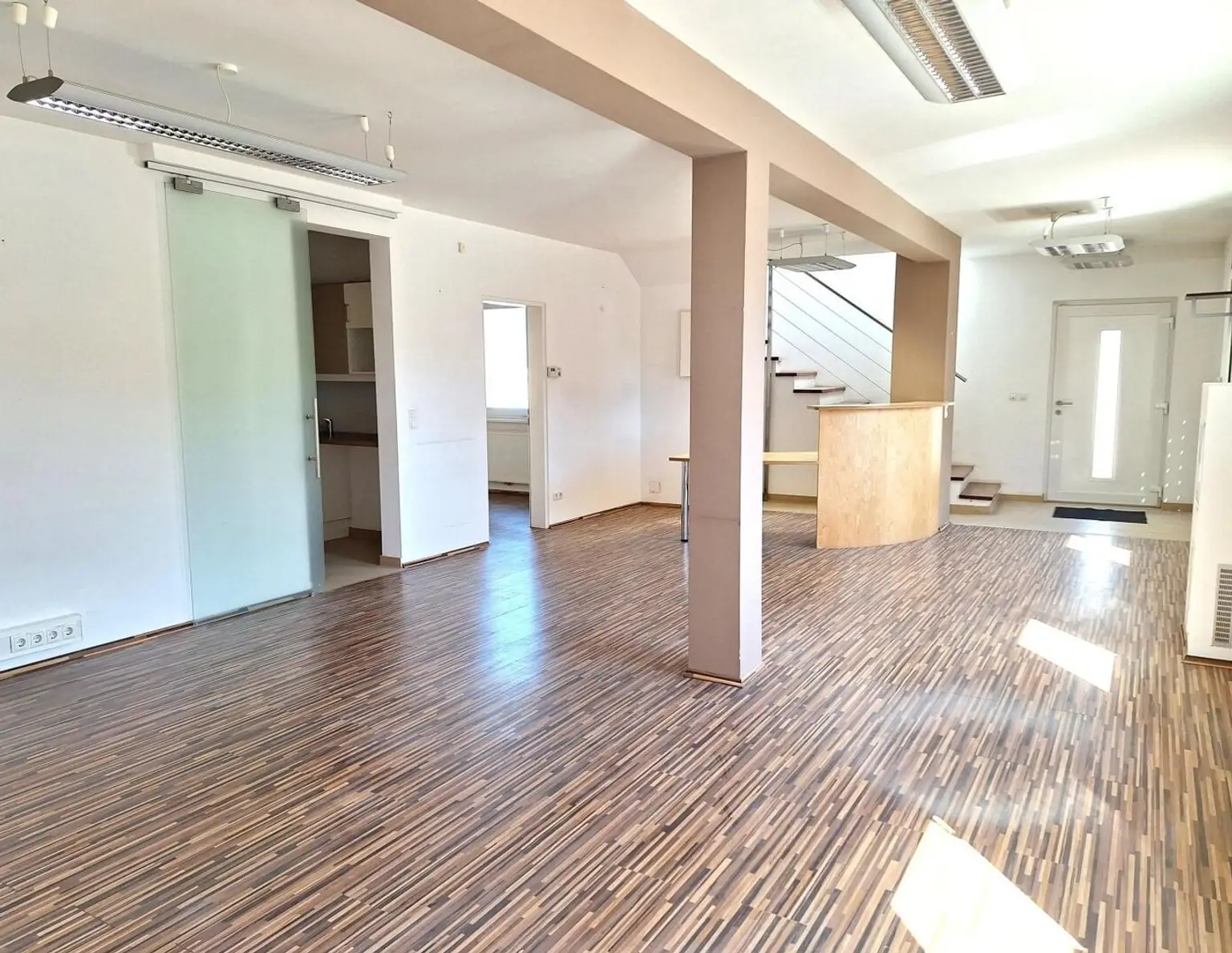 Ehemaliges Büro - und Lagerobjekt in Grünlage