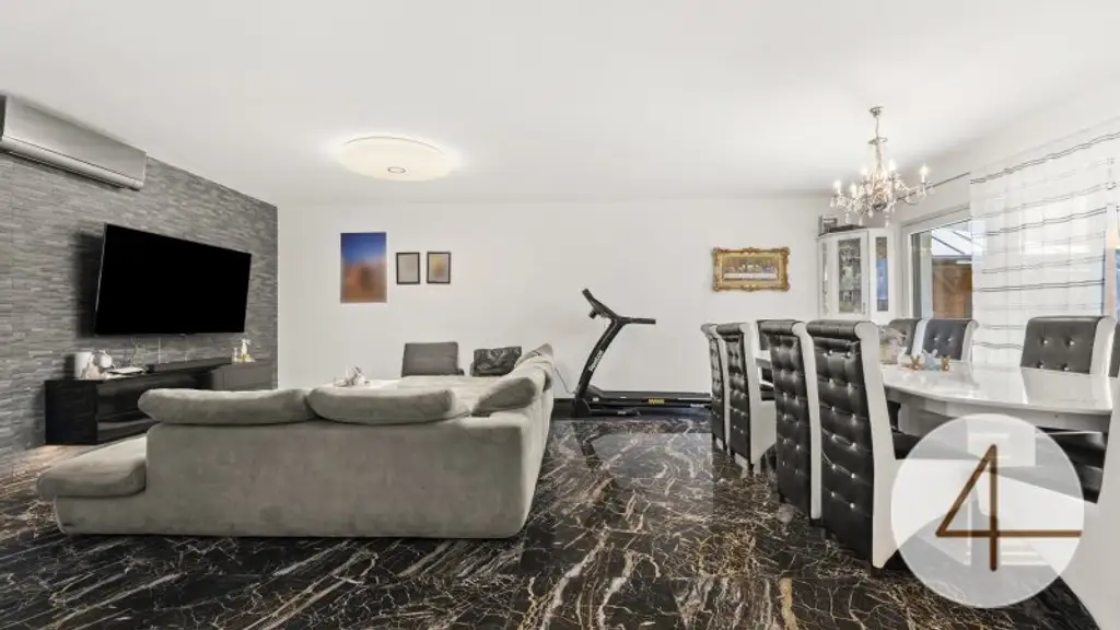 Hochwertiges Traumhaus mit Terrasse, Garage & Carport