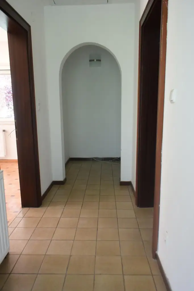 Wohnhaus mit Garten