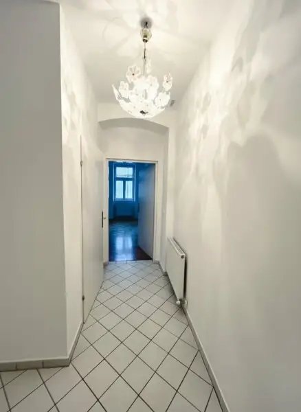 Helle 2-Zimmer-Altbauwohnung mit klassischem Flair im 16. Bezirk