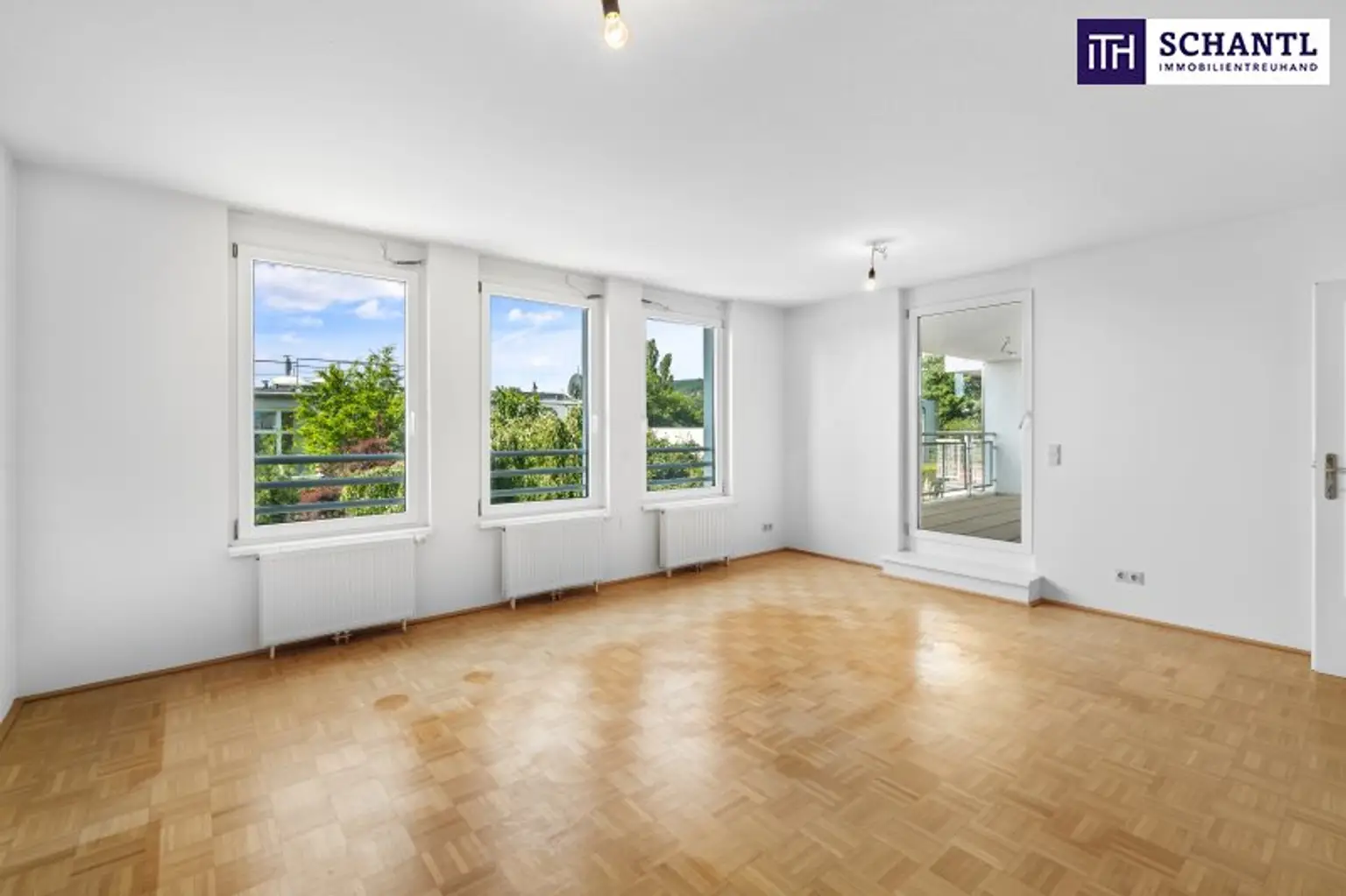 Neuer Preis: Lichtdurchflutete Wohnung mit Loggia + Ruhige Seitengasse! Jetzt zugreifen!
