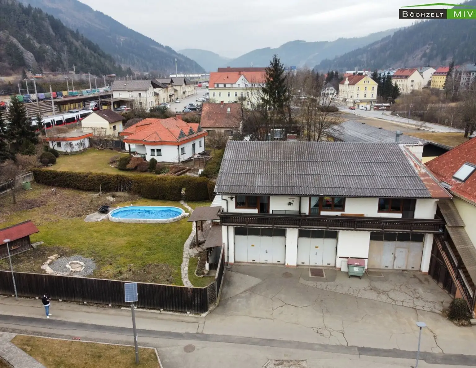 Zinshaus mit Wohnungen und Geschäftsflächen in St. Michael i. d. Obersteiermark