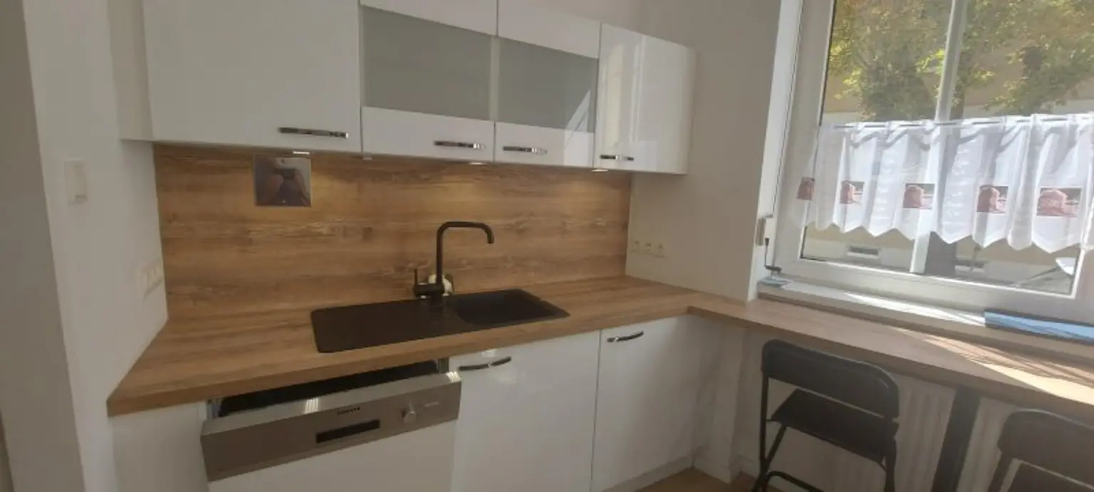 Altbau-Liebling in Toplage von Baden – 85m² Wohntraum mit Parkplatz!