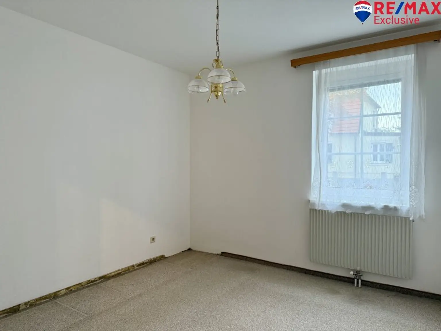 Nähe Akademierpark - 2-Zimmer-Wohnung mit Loggia in Wiener Neustadt – Ihr neues Zuhause!